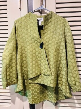 Joseph Ribkoff Light Lime Green Textured Dot Jacket